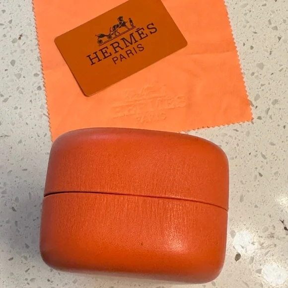 Hermes Orange Glasses Case with Signature Design - Picture 3 of 4